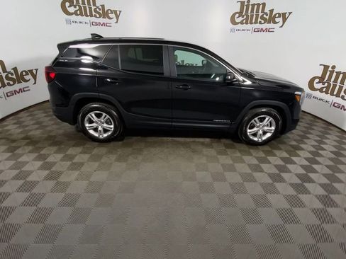 Certified 2023 GMC Terrain SLE image 9