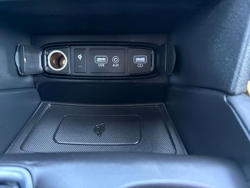 Used 2020 Hyundai Santa Fe Limited image 20