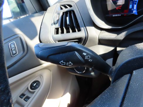 Used 2014 Ford C-MAX Energi SEL w/ Equipment Group 302A image 19