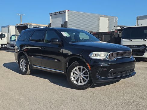 Used 2023 Dodge Durango SXT AWD/4WD image 1