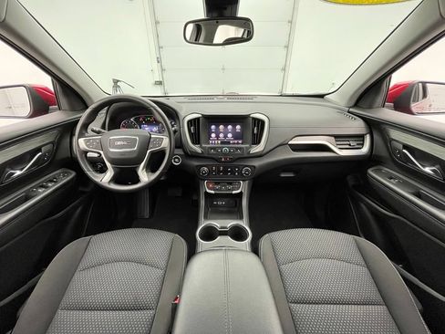 Used 2023 GMC Terrain SLE FWD image 3