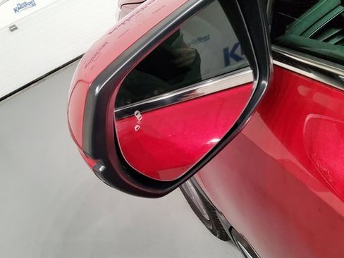 Certified 2020 Honda CR-V Touring image 18