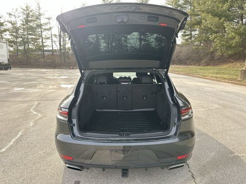 Used 2020 Porsche Macan AWD/4WD image 28