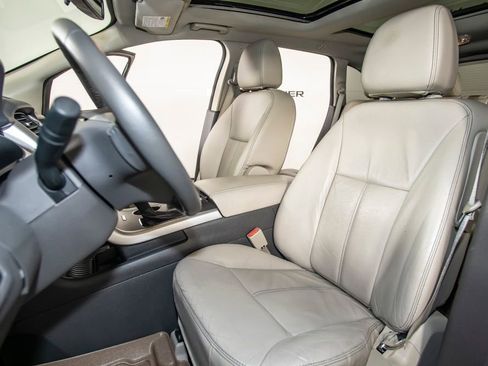 Used 2013 Ford Edge SEL image 17