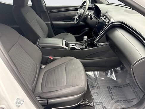 Used 2024 Hyundai Santa Cruz SEL image 16