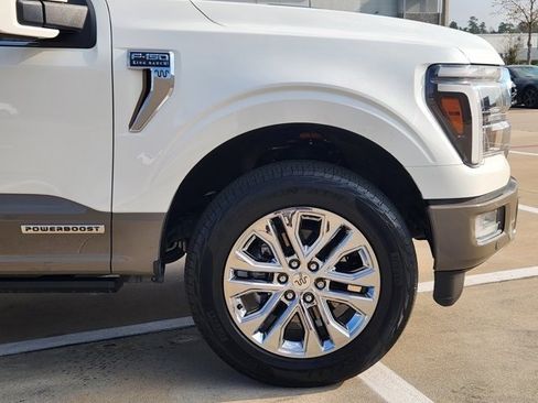 Used 2025 Ford F150 King Ranch w/ FX4 Off-Road Package image 8