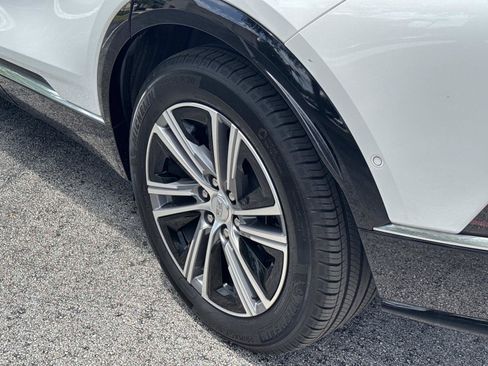 Certified 2024 Cadillac Lyriq Luxury RWD image 12