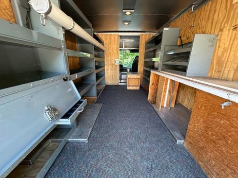 Used 2013 Ford E-350 and Econoline 350 Super Duty w/ Air Conditioning Prep Pkg RWD image 27