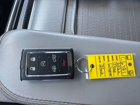 Used 2022 Jeep Grand Wagoneer Series I w/ Flexible Seating Group AWD/4WD image 26