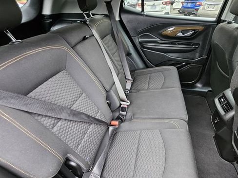 Used 2018 GMC Terrain SLE FWD image 18