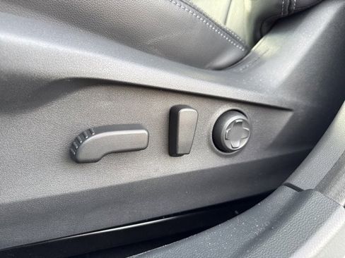 Used 2024 Subaru Outback Limited image 29