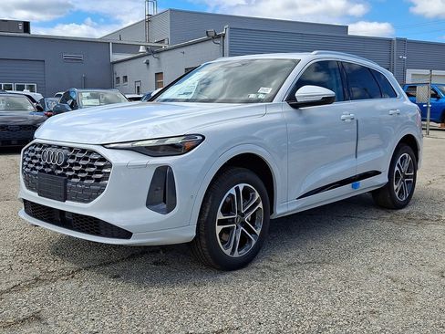 New 2026 Audi Q5 Premium AWD/4WD image 2
