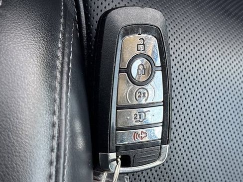 Used 2025 Lincoln Navigator Reserve AWD/4WD image 47