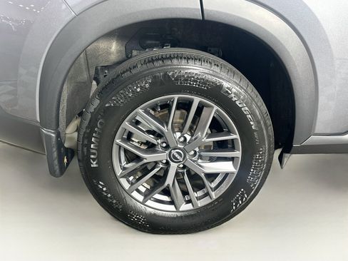 Used 2023 Nissan Rogue S AWD/4WD image 11