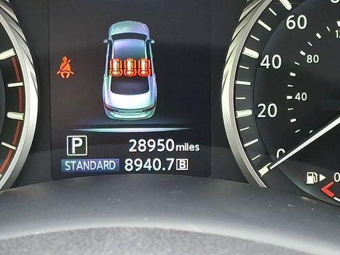 Used 2023 INFINITI Q50 Luxe w/ Cargo Package RWD image 19