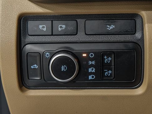 Used 2024 Ford F250 Lariat w/ Chrome Package AWD/4WD image 27