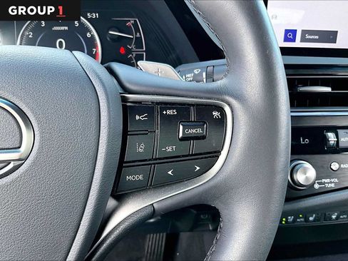Certified 2024 Lexus ES 350 w/ Premium Package FWD image 22