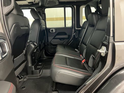 New 2026 Jeep Wrangler Unlimited Rubicon AWD/4WD image 12