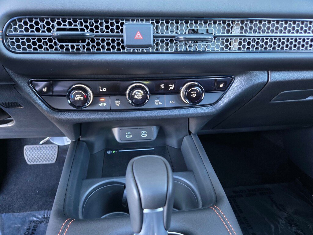 Certified 2027 Honda HR-V Sport image 17
