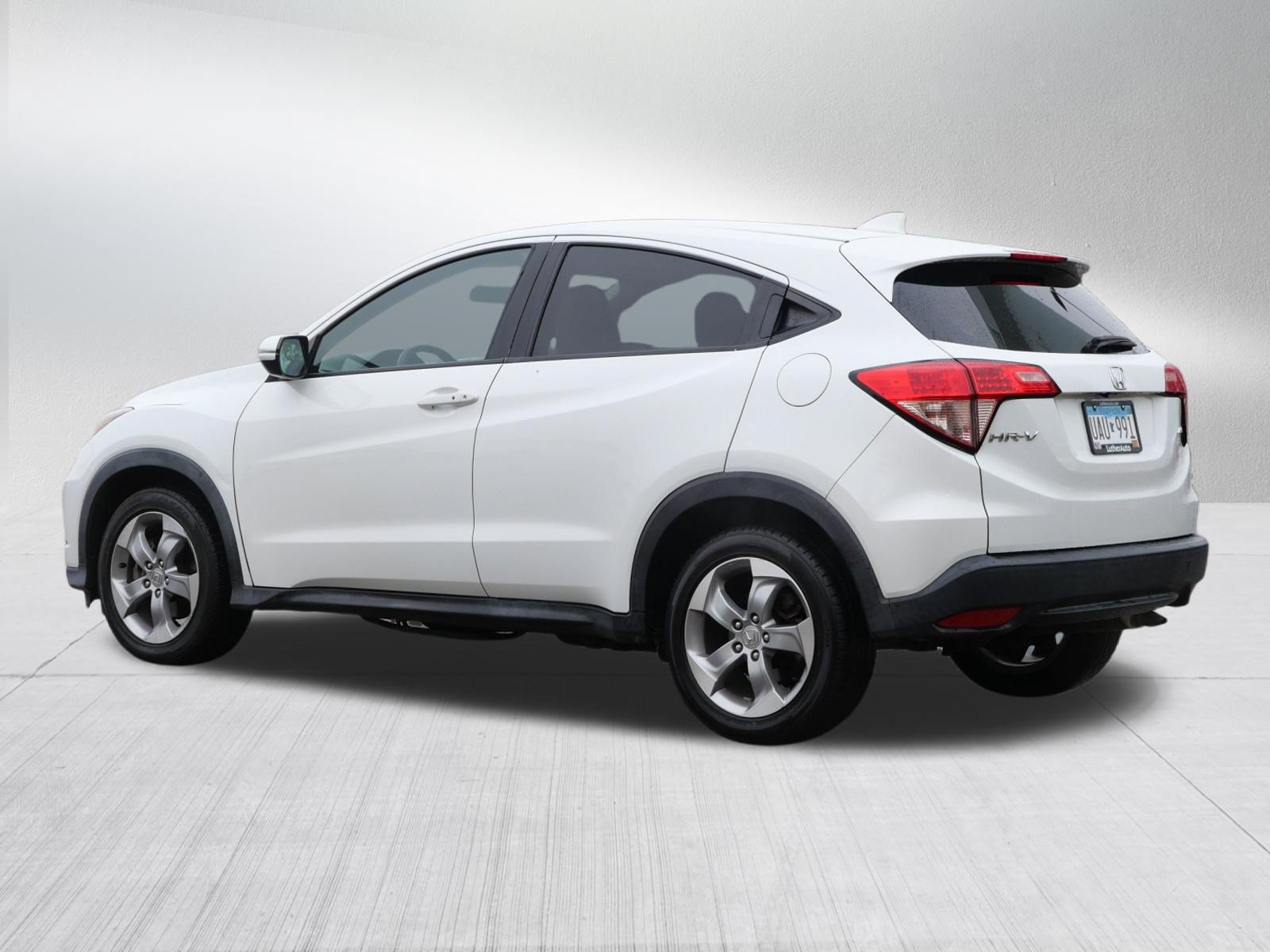 Used 2016 Honda HR-V EX image 5