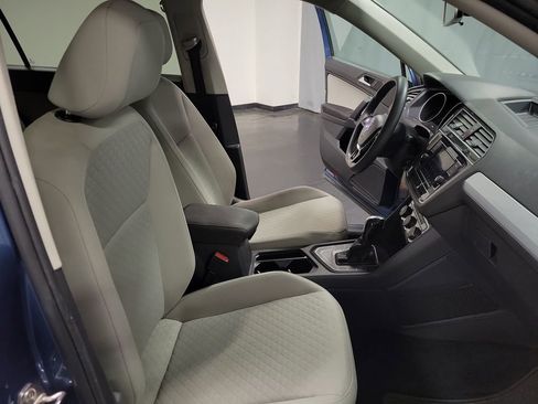 Used 2020 Volkswagen Tiguan S FWD image 22