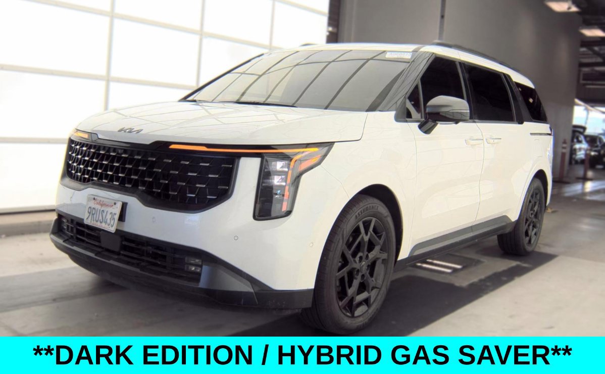 Certified 2025 Kia Carnival SX w/ SX Dark Edition Package FWD image 1