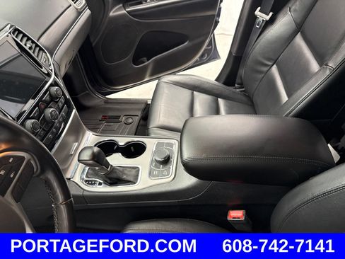 Used 2020 Jeep Grand Cherokee Limited AWD/4WD image 18