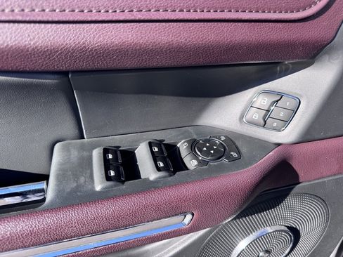 Used 2024 Ford Expedition Limited image 26