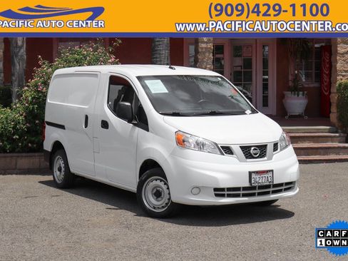 Used 2020 Nissan NV200 S image 1