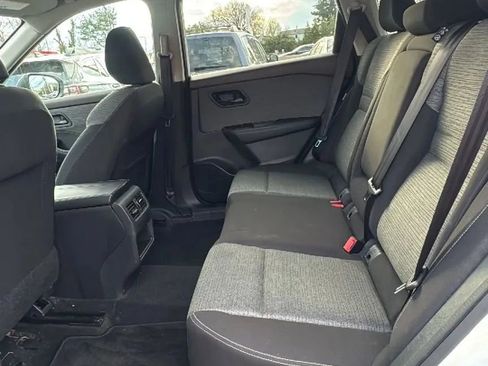 Used 2021 Nissan Rogue S AWD/4WD image 13