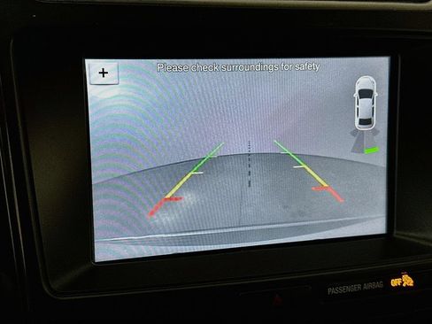 Used 2018 Ford Explorer XLT w/ Equipment Group 201A FWD image 19