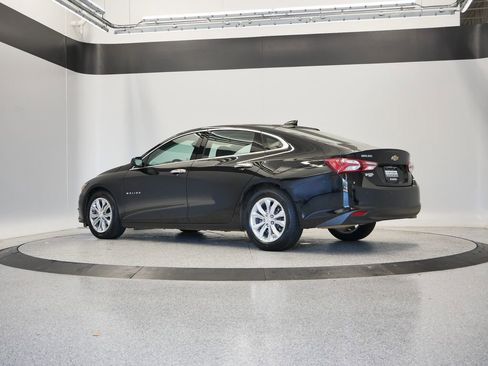 Used 2020 Chevrolet Malibu LT image 42