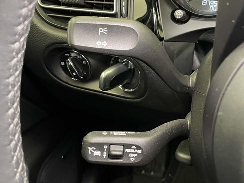 Used 2022 Porsche Macan image 42