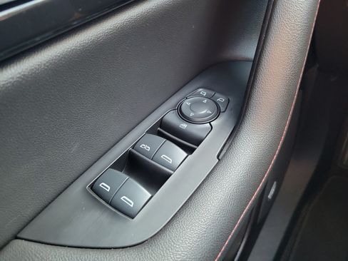 Used 2024 Chevrolet Blazer RS w/ Enhanced Convenience Package FWD image 19