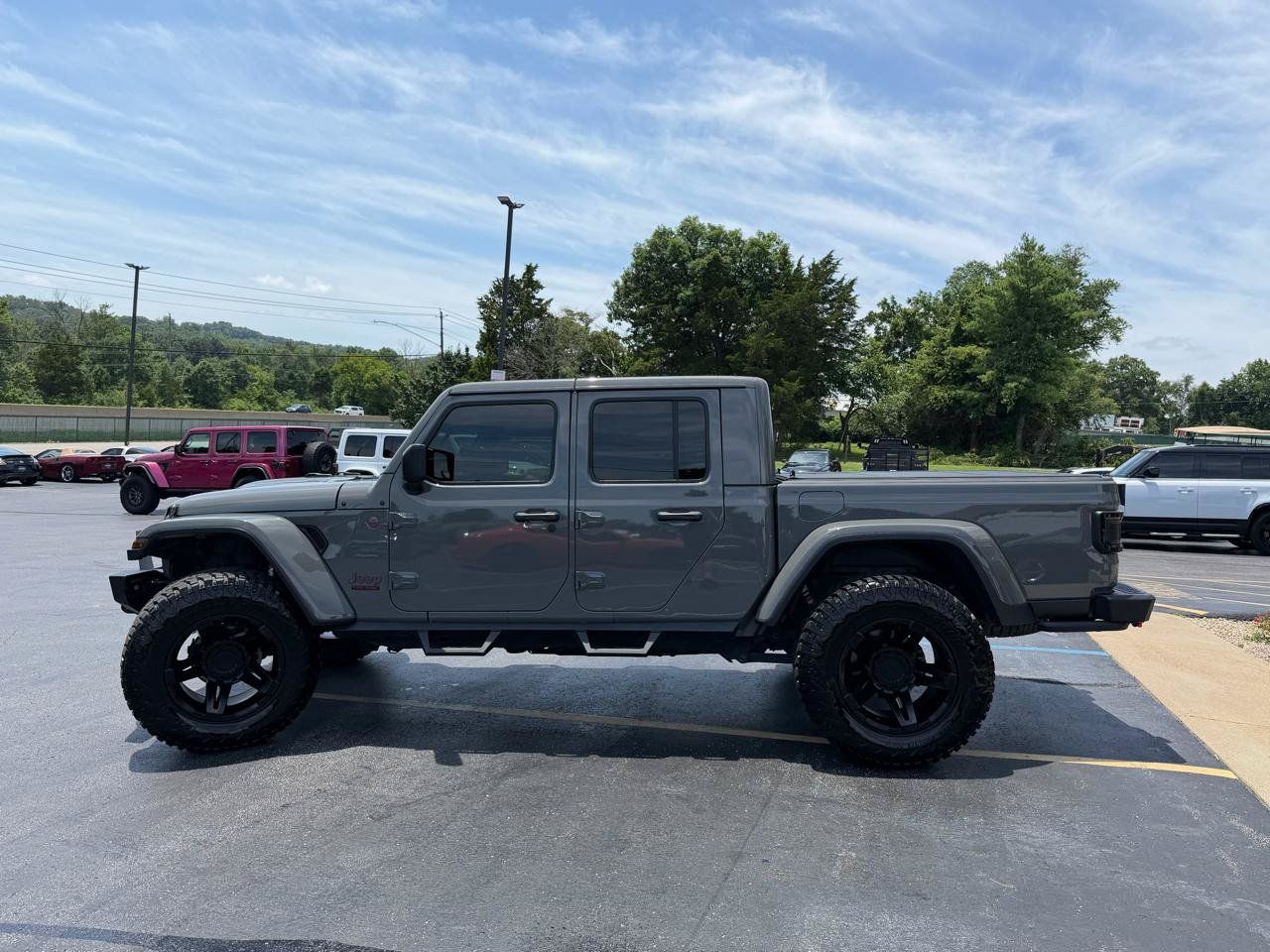 Used 2021 Jeep Gladiator Rubicon AWD/4WD image 6