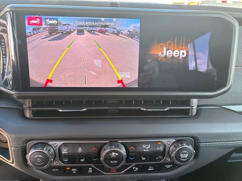 New 2026 Jeep Wrangler Unlimited Rubicon 392 image 9