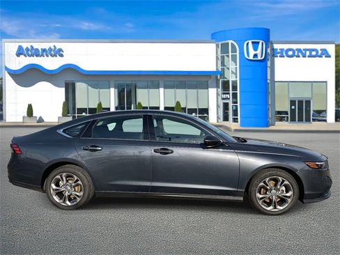 Certified 2023 Honda Accord EX image 4