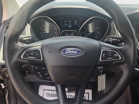 Used 2018 Ford Focus SEL FWD image 8