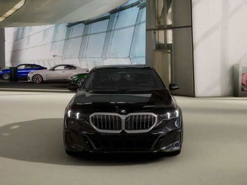 New 2026 BMW 530i w/ Executive Package image 31