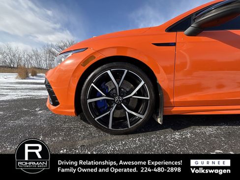 Used 2023 Volkswagen Golf R image 11