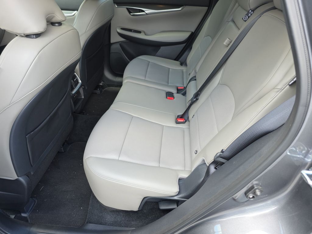 Used 2025 INFINITI QX50 Luxe w/ Accent Package AWD/4WD image 8