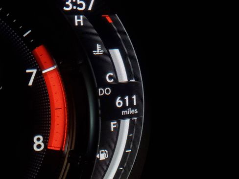 Used 2023 Lexus IS 500 image 30