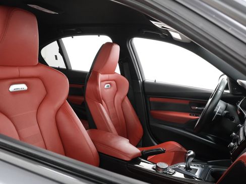 Used 2016 BMW M3 RWD image 43
