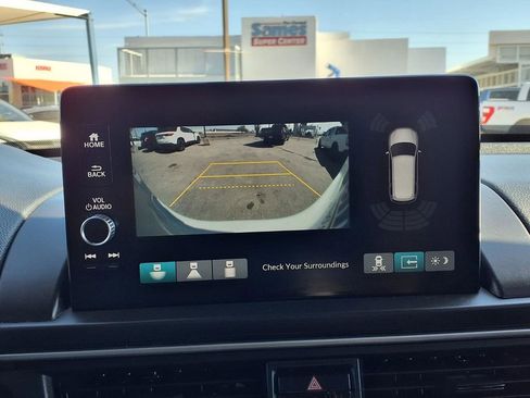 Used 2024 Honda Pilot EX-L image 18