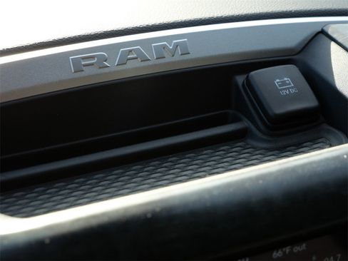 Used 2020 RAM 1500 Big Horn image 19