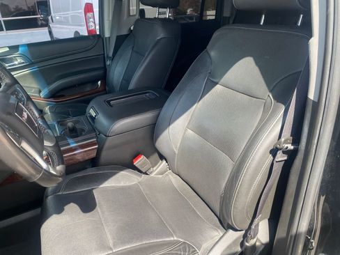 Used 2018 GMC Yukon XL SLT RWD image 11