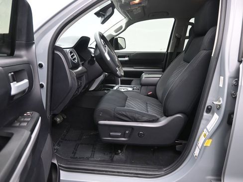 Used 2020 Toyota Tundra SR5 w/ SR5 Upgrade Package RWD image 13