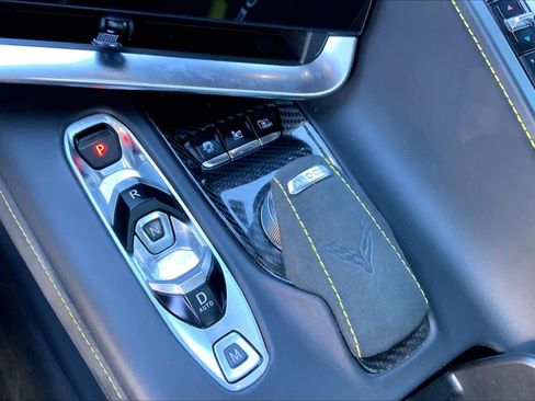 Used 2022 Chevrolet Corvette 3LT w/ Z51 Performance Package image 28