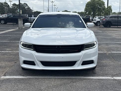 Used 2022 Dodge Charger SXT RWD image 2