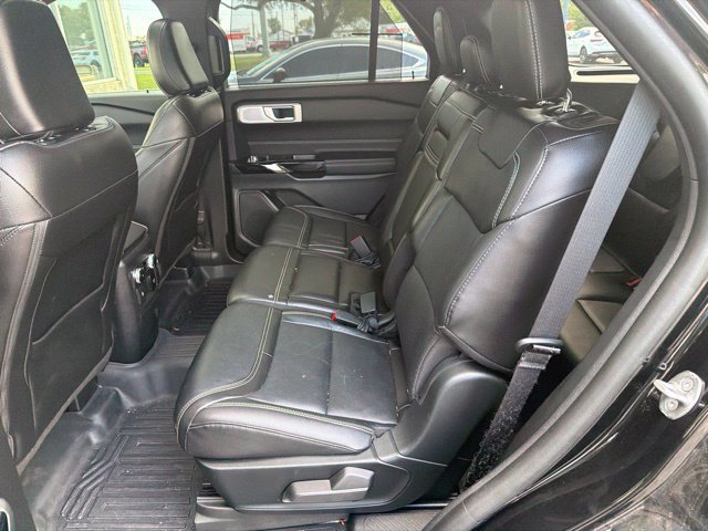 Used 2023 Ford Explorer ST w/ Technology Package AWD/4WD image 16